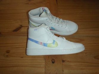 Nike Court Royale 2 Mid - White & Tye Dye - Women's Size 8.5