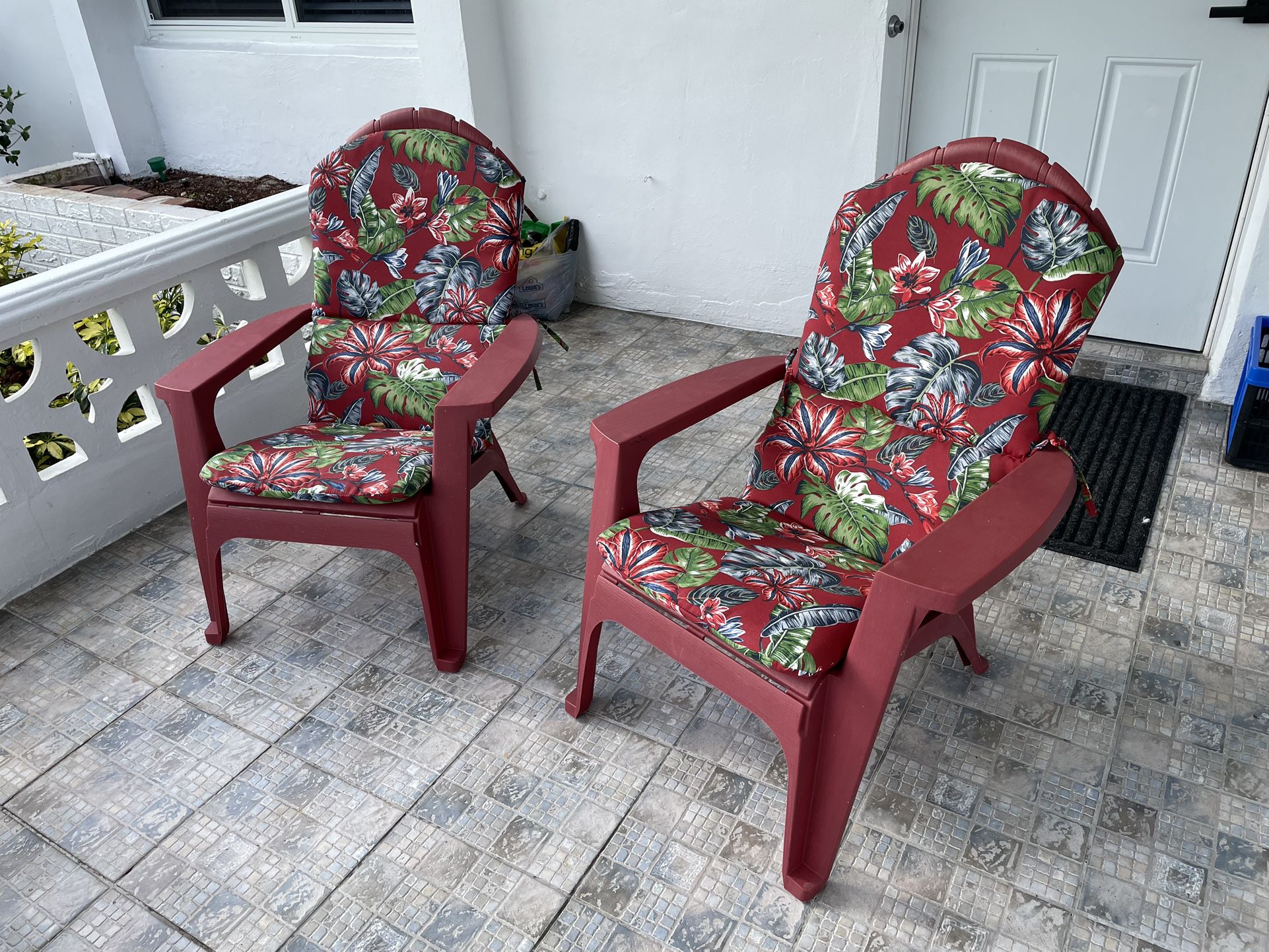 2 Adirondack Chairs 4 Cushions $80