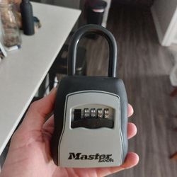 Master Lock 🔐 Key Box