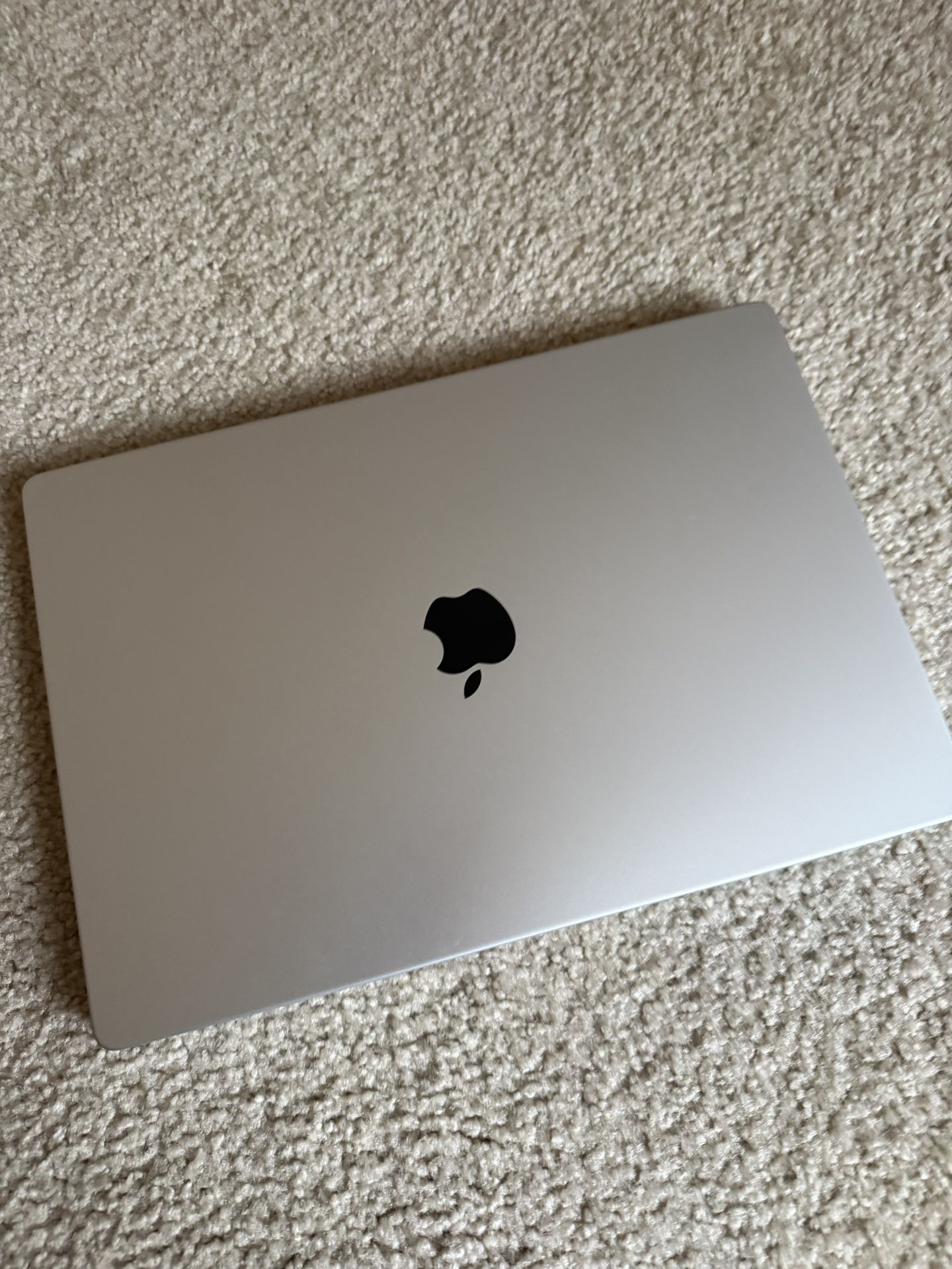 Apple Macbook Pro 16” M2 Pro