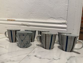 mini tea cups / mugs 