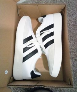 Adidas Barreda shoes Mens Size 10 $45