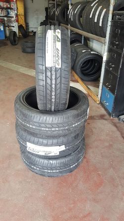 BRAND NEW SET 235/45ZR20 TIRES