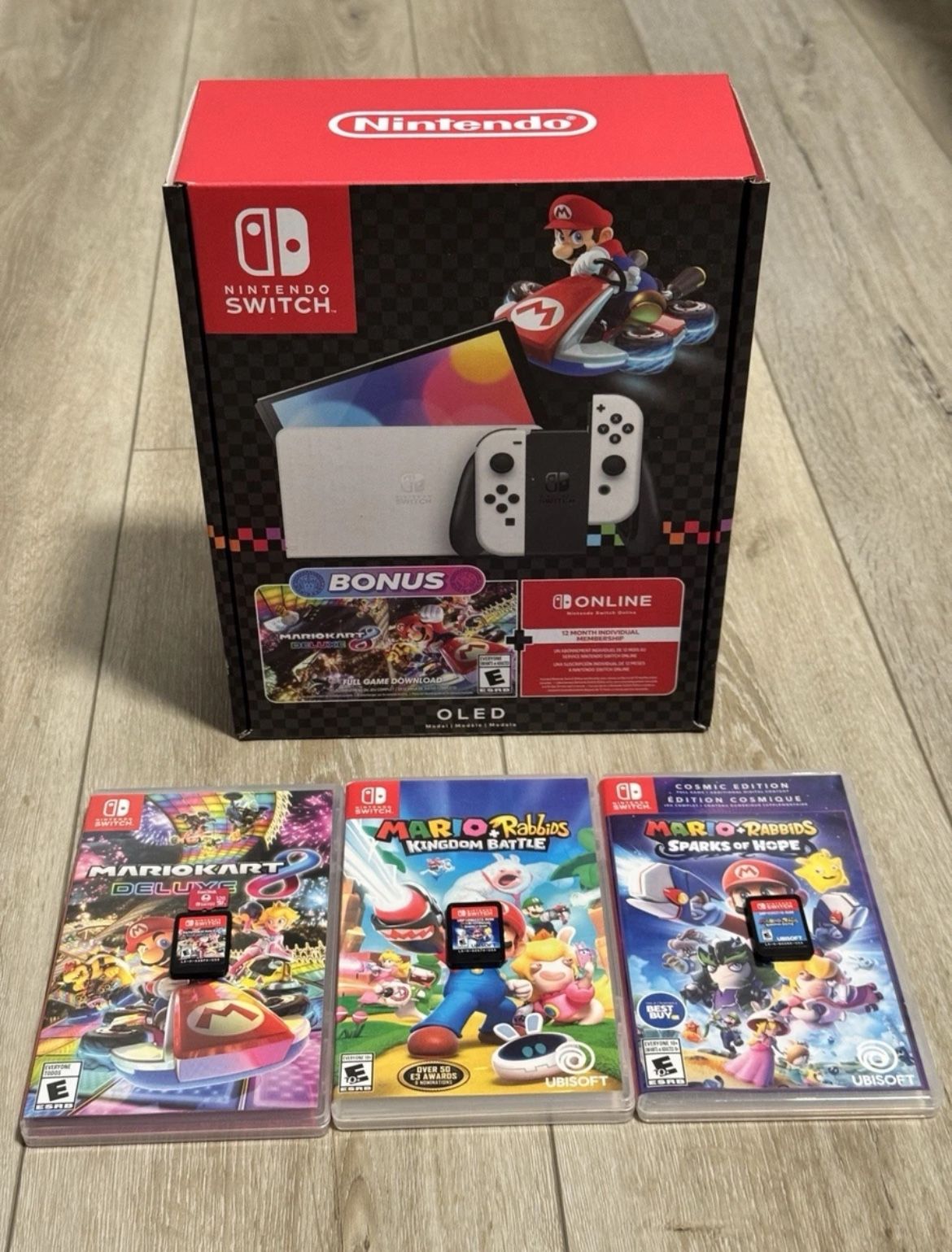 MINT Switch Console OLED + Mario Kart 8, 128GB card, 2 Rabbids Games