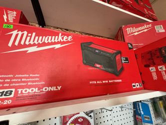 Milwaukee new radio Bluetooth