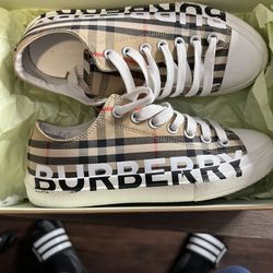 Burberry Shoes