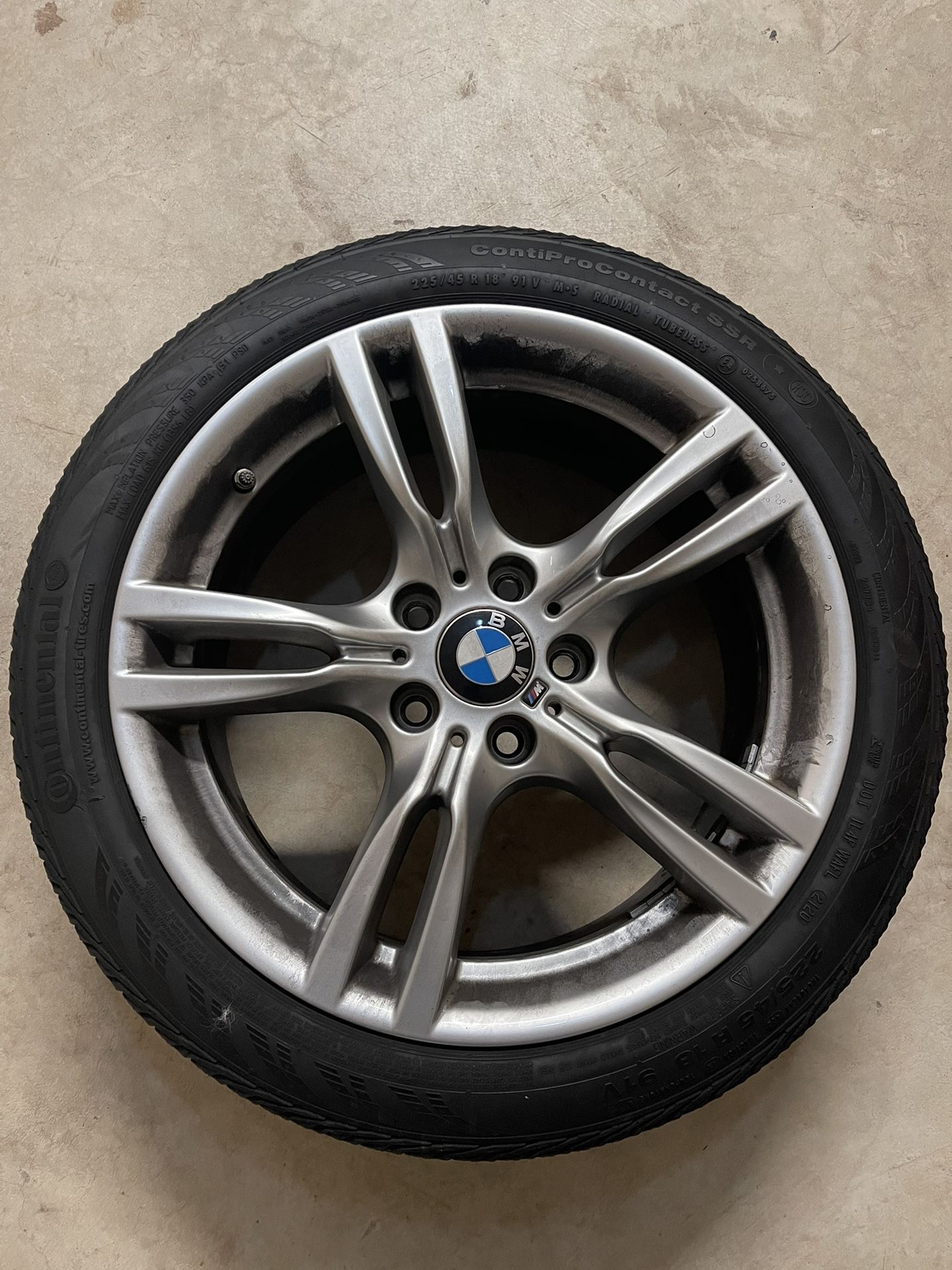 18inch BMW Rims 225/45 R18