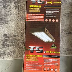 Hydrofarm Fluorescent Grow Light