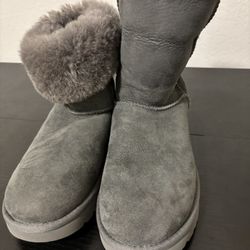 Women’s UGG Boots
