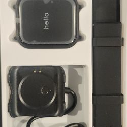 Unisex Smart Watch With Phone & Music Control