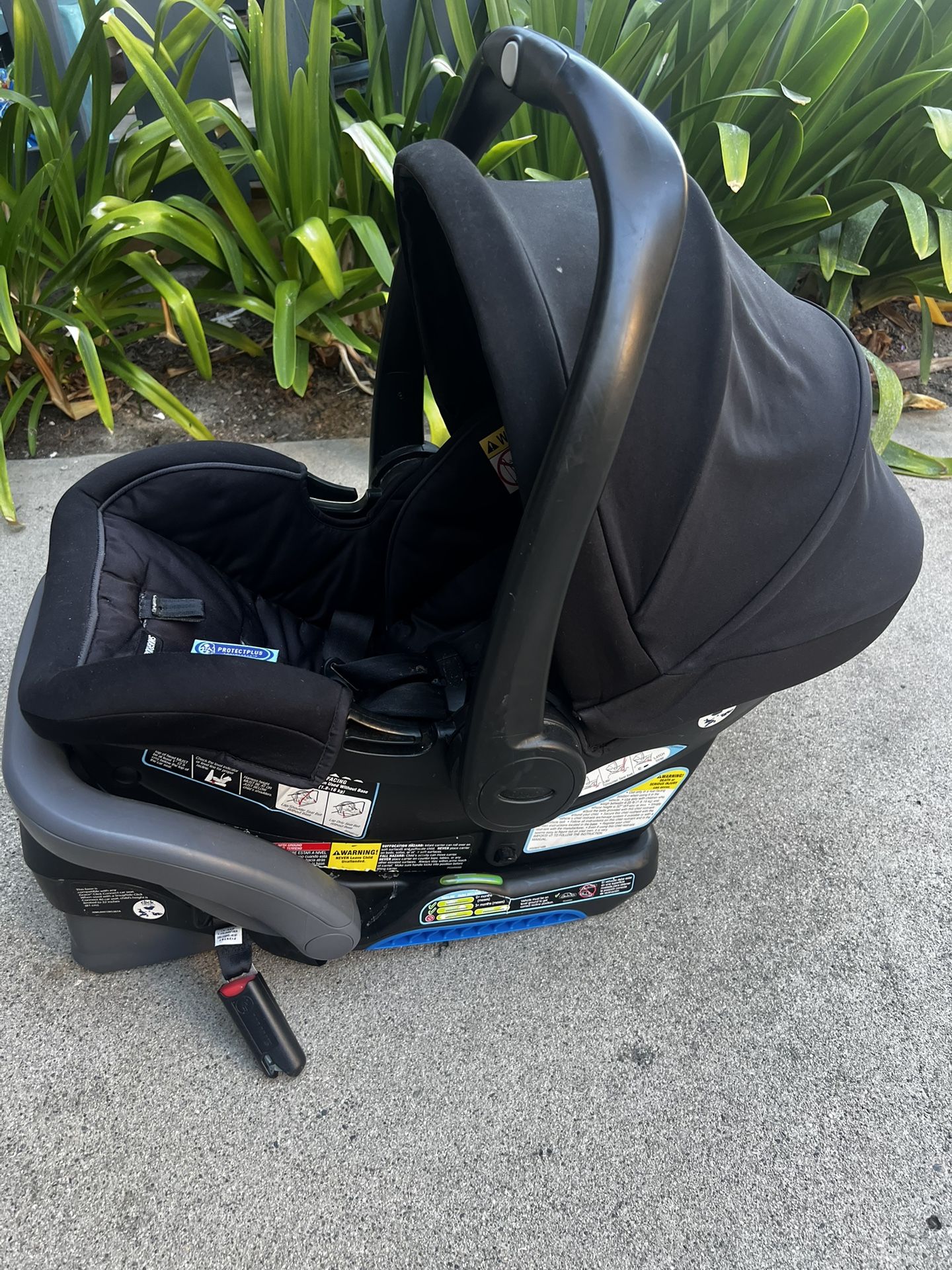 Graco Car Seat With Base