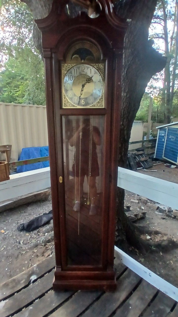 Howard Miller Grandfather Clock. 1940. Germany