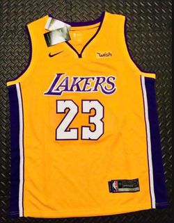 Lebron James New With Tags Size Large