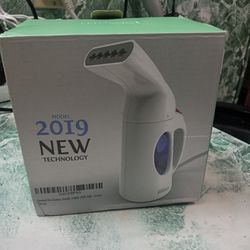New In Box Imagine Lsteam Clothes Steamer In Excellent Condition, 20.