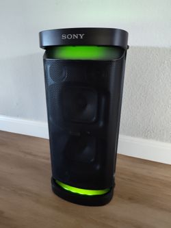Sony Bluetooth wireless party speaker. SRS-XP700. Sells for $550 at Walmart.