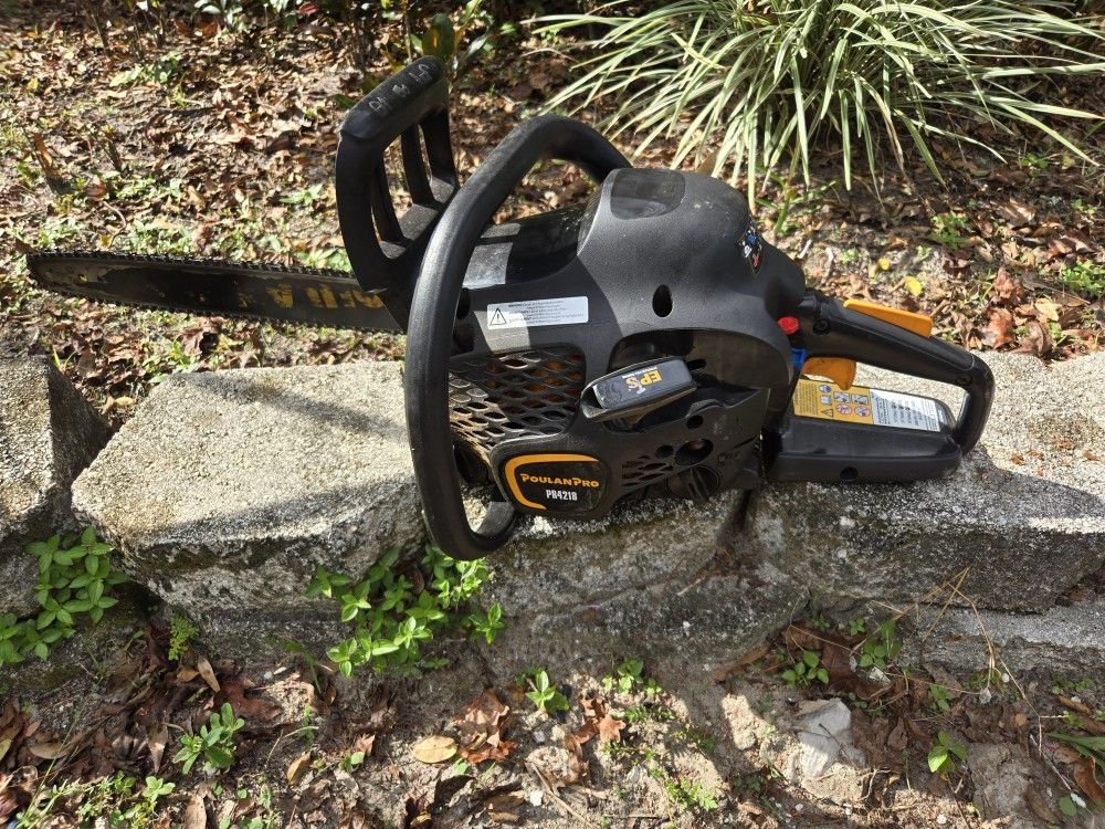 Poulan Pro Chain Saw