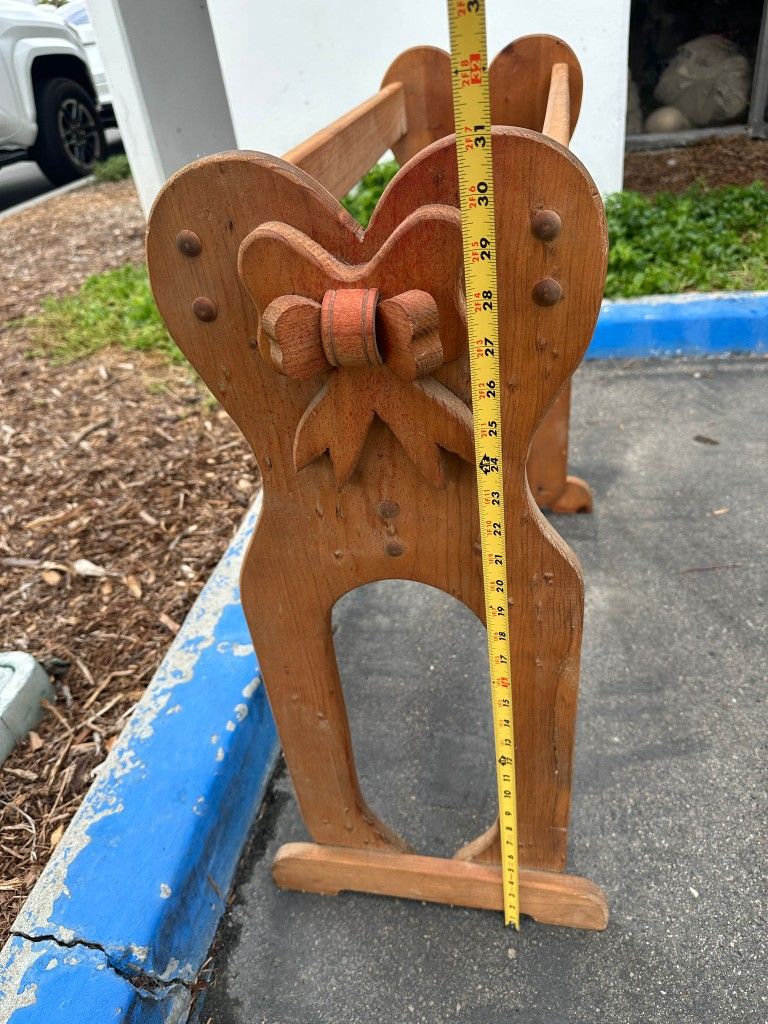 Wood Stand For Blanket