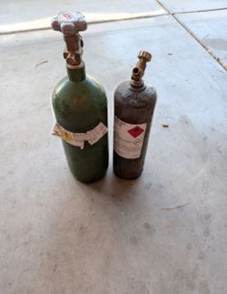 Oxygen & acetylene tanks