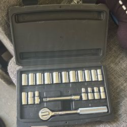 Husky ratchet  set compeleted