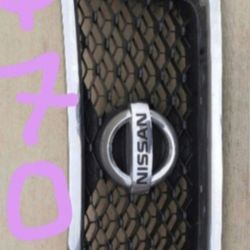 PARRILLAS PARA NISSAN Y VOLVO 