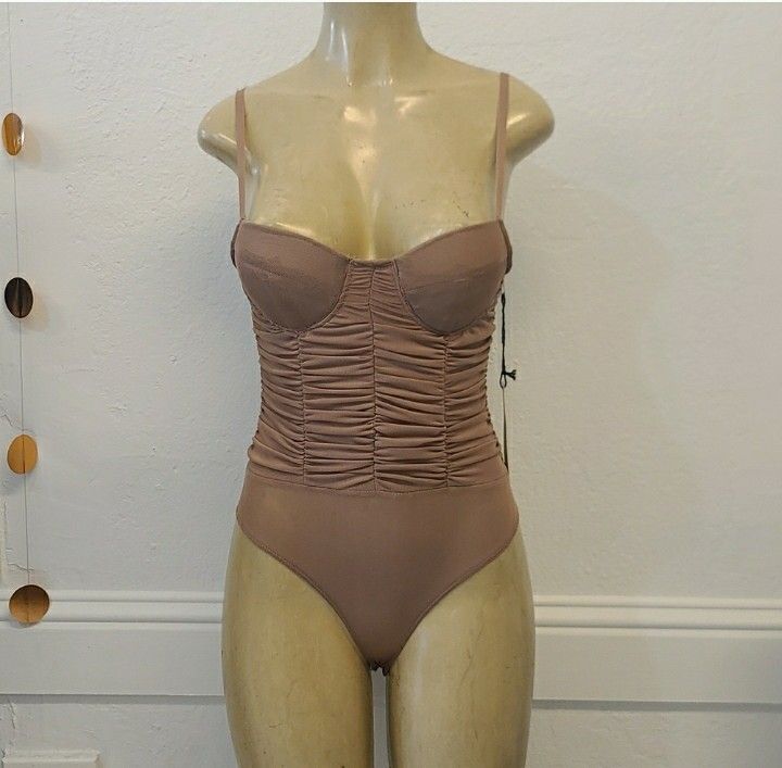 HAUTE MONDE Bodysuit, Rose Color With Straps, Small Size.