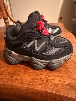 Baby toddler new Balance size 4