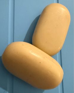 HeavenMade Oat meal and honey bar soap