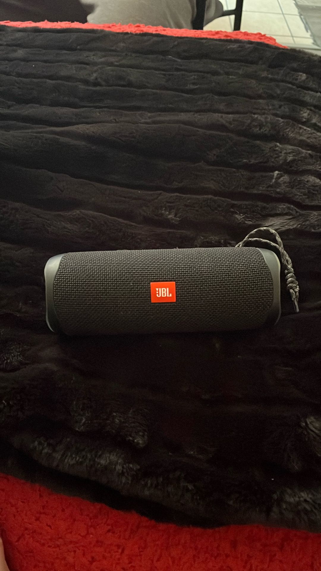 JBL BLUETOOTH WATER PROOF SPEAKER