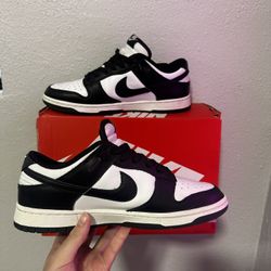 Nike Panda Dunks