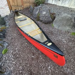 Ultralight Old Town Camper 16 Royalex High-Capacity Canoe 