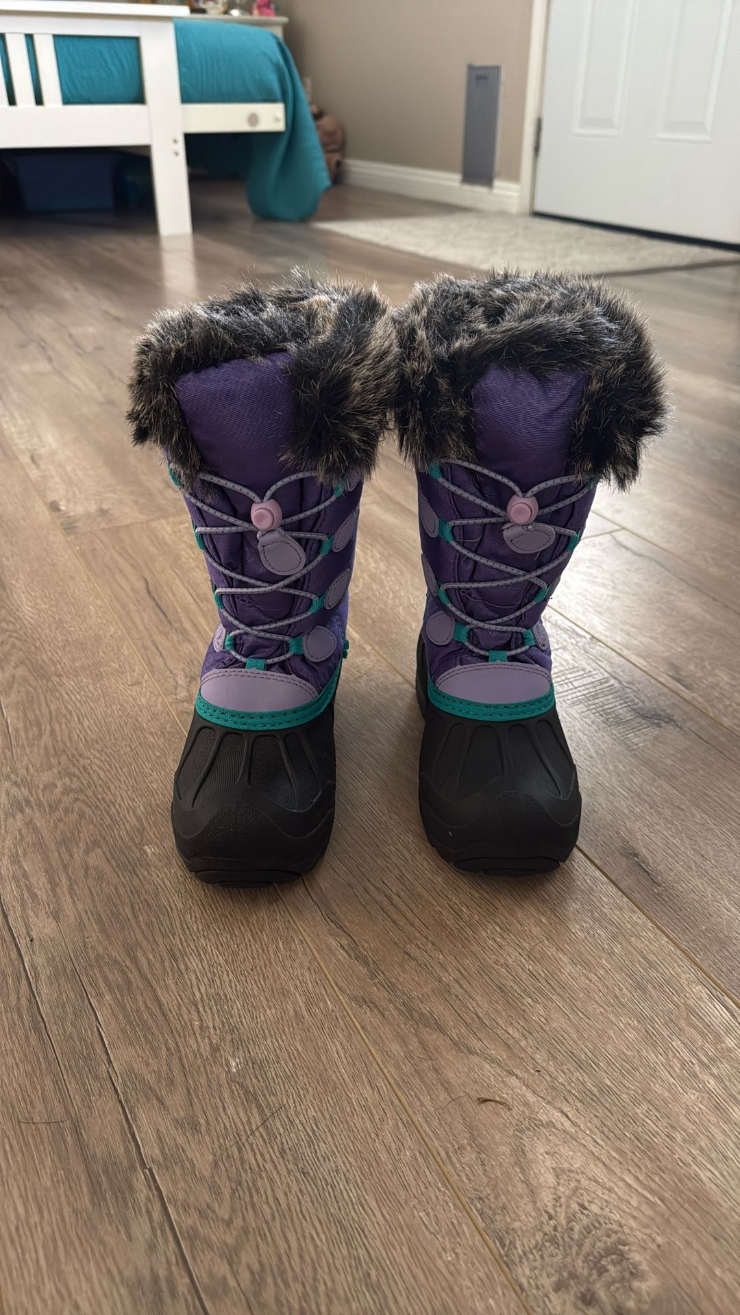 Girls Snow Boots Size 1