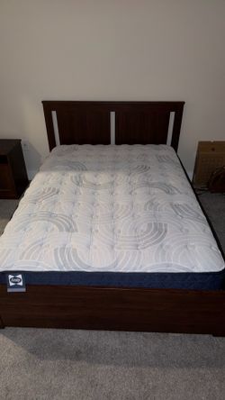 Ikea Bed Frame with 4 drawers (Full)