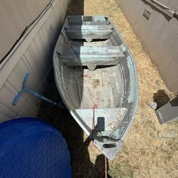 Sears Game Fisher Boat 12ft Aluminum 