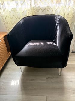 Black arm chair