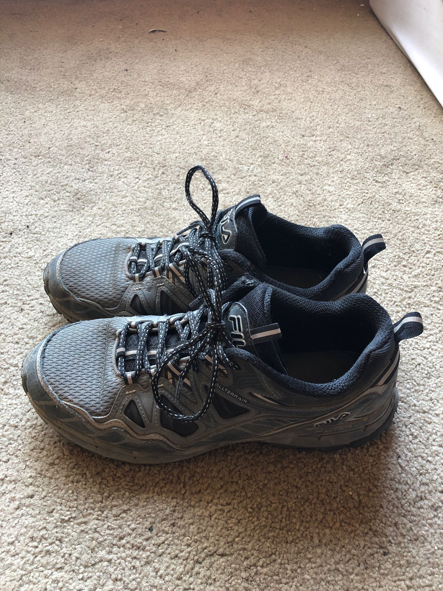 Fila Trail Running Shoes Men’s Size 12