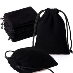 100 Black velvet Bags