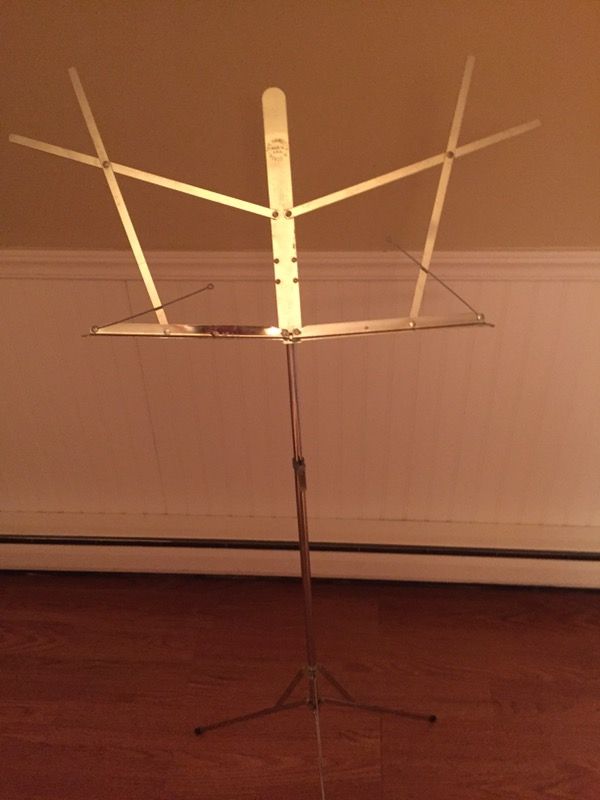 Music stand