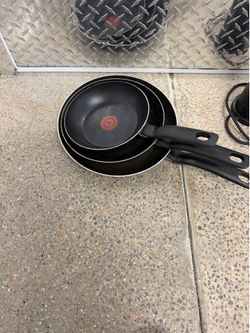 T-Fal Pans - set of 3