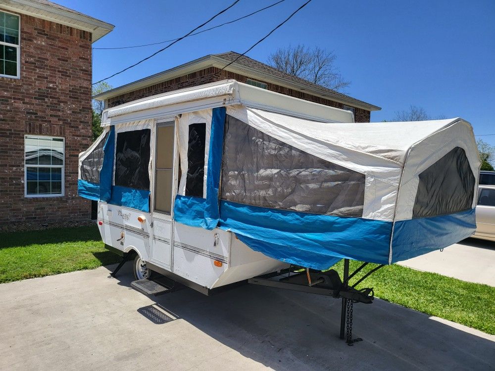 2004 Flagstaff Forest river 206