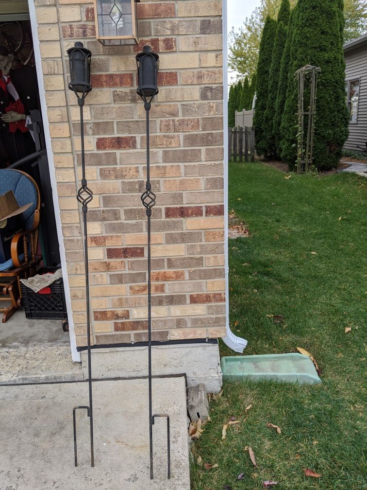 2 metal candle holders