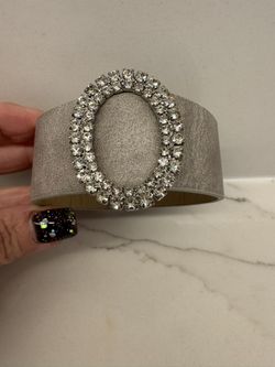 Bracelet Costume Jewelry $1