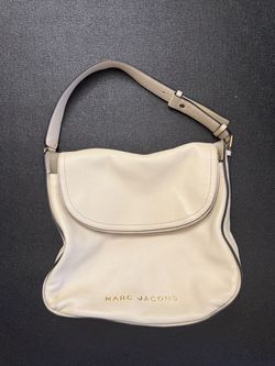 Marc Jacob women cream shoulder handbag purse
