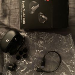 Apple Beats Studio Buds - Black