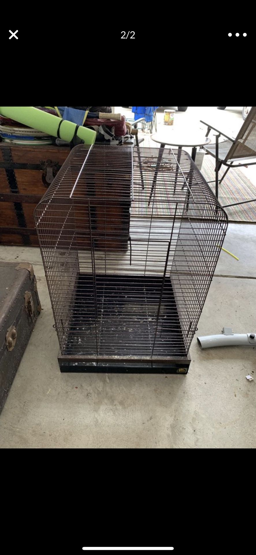 Medium to large birdcage