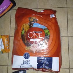 40lb Bag Purina One.. $35 Only..