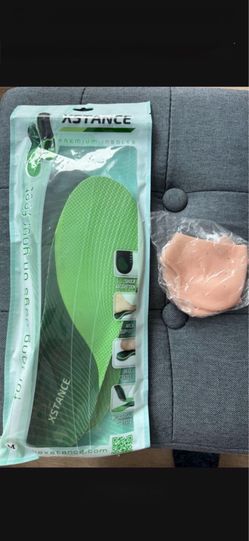 XSTANCE INSOLES SIZE M WOMAN's SIZE 10 + HEEL GUARD. NOT USED. NOT OPENED.