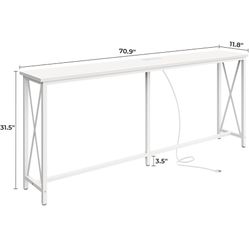 Sofa Table. NO OUTLET INCLUDED   Cash Only 