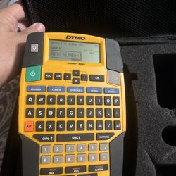 Dymo Rhino 4200 Label Maker/ And Network Cable kit