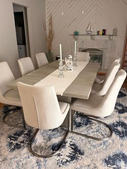 Dining room table