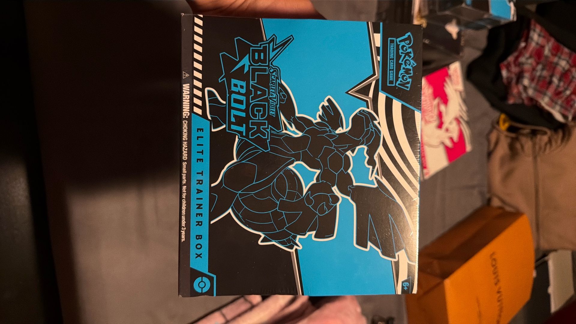 POKEMON SCARELT AND VIOLET BLACK BOLT ETB